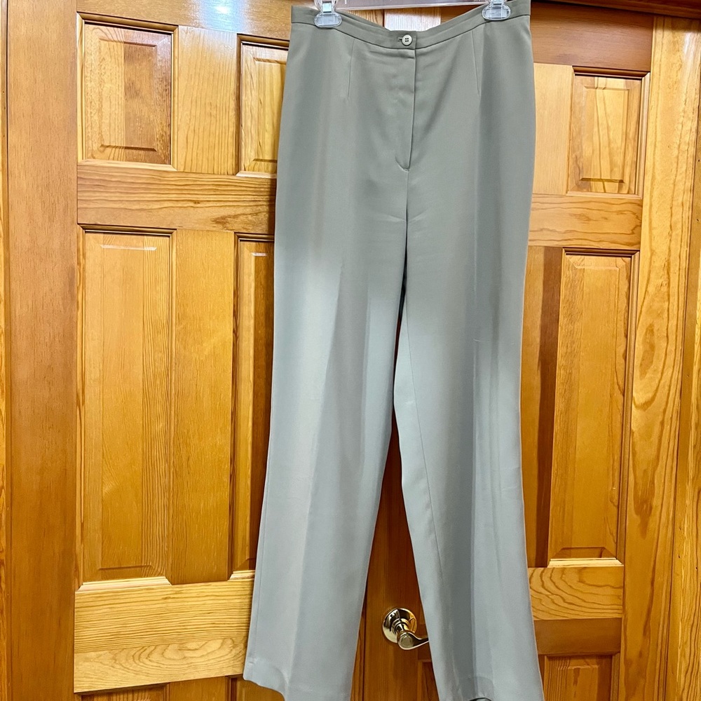 Focus 2000 fully lined dress pants in subtle green